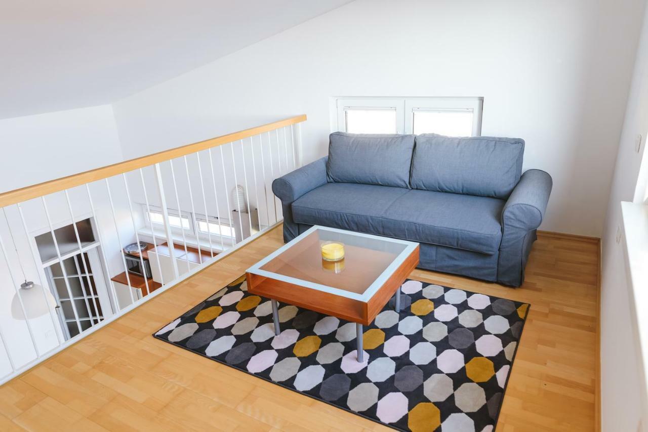 Ferienwohnung Apartma Joy - Private Beach Ankaran Exterior foto